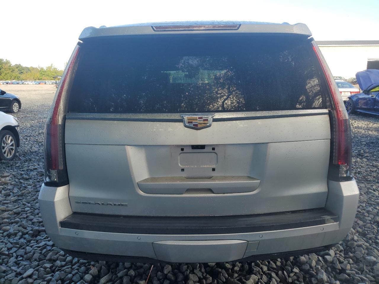 2019 CADILLAC Escalade ESV