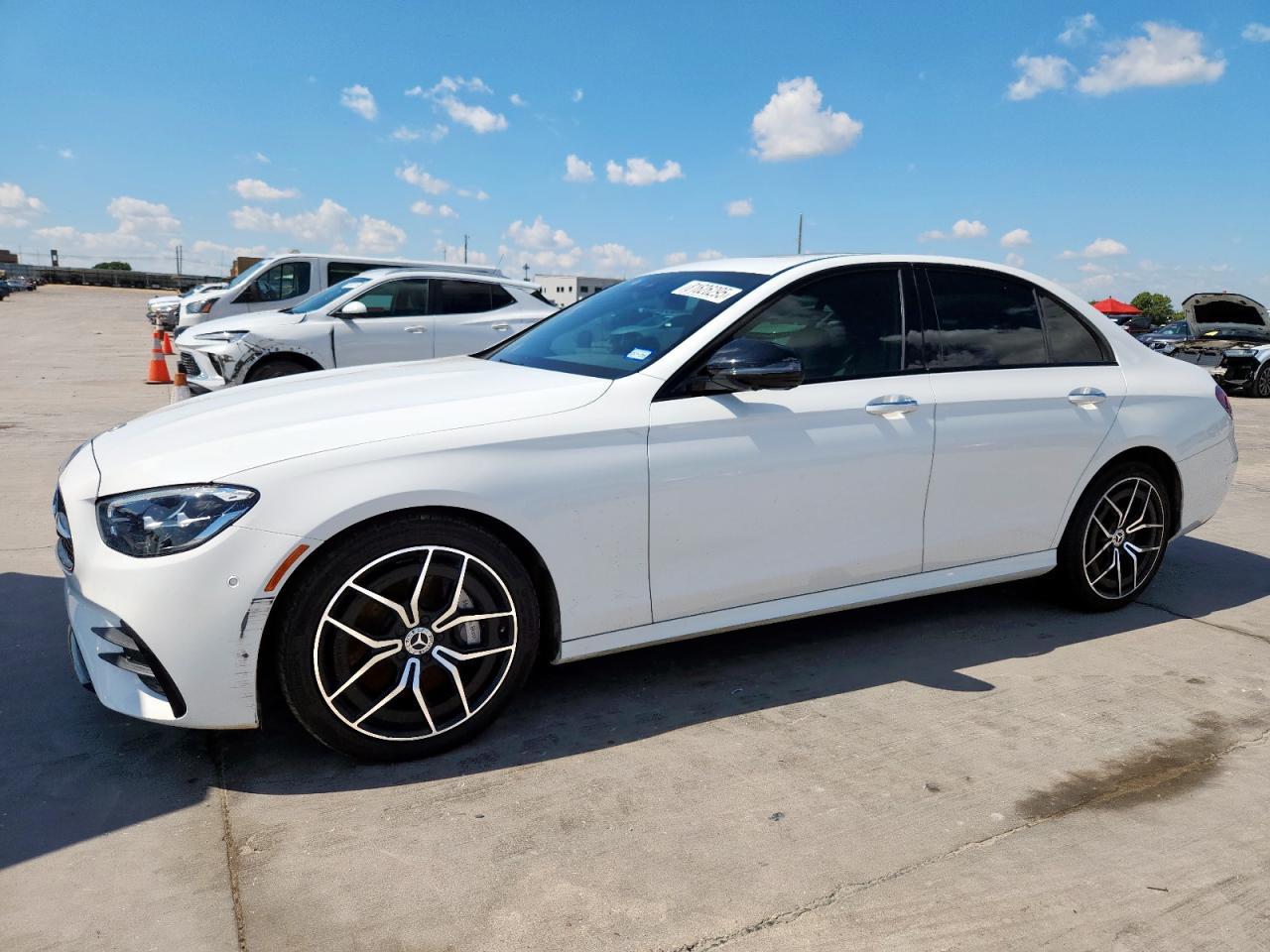 2022 MERCEDES-BENZ E-Class