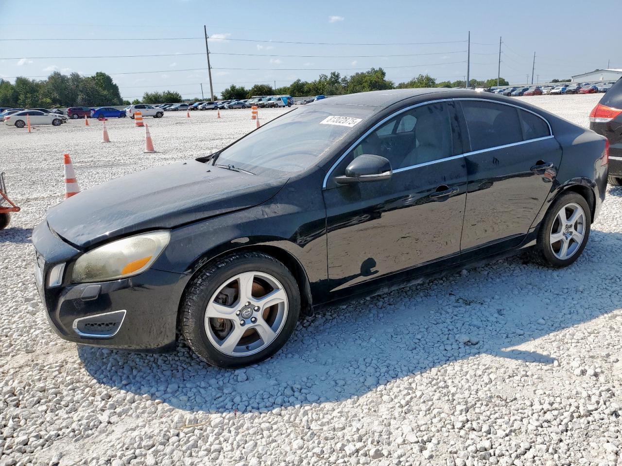 2013 VOLVO S60