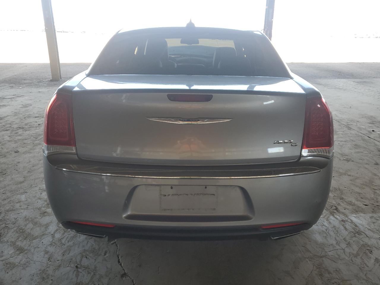 2017 CHRYSLER 300