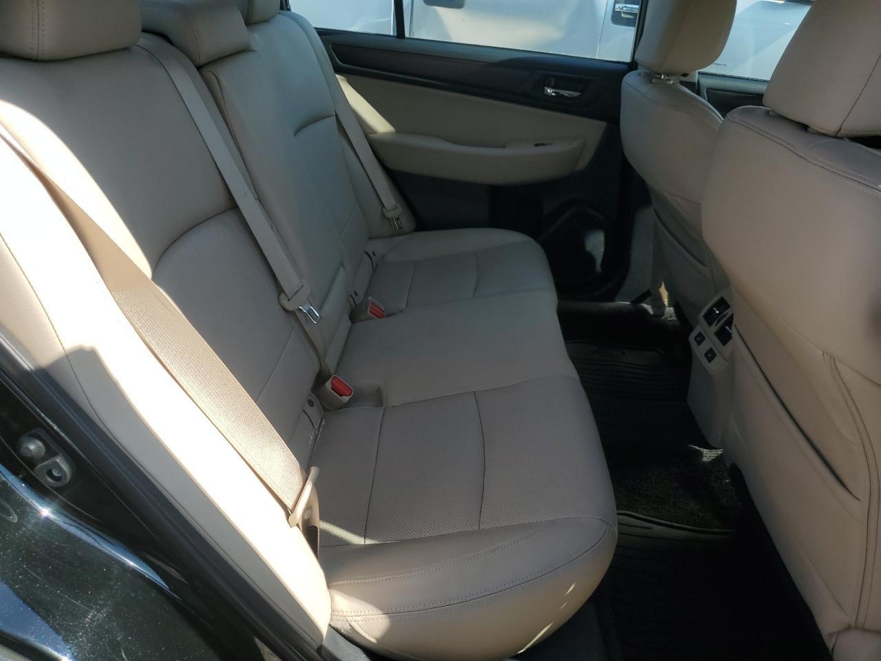 2015 SUBARU Legacy