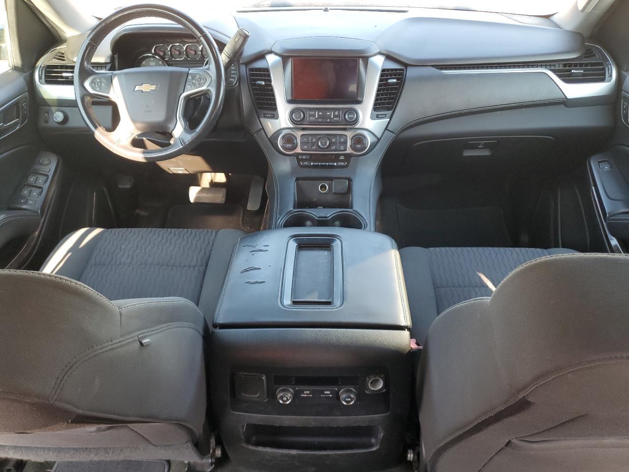 2017 CHEVROLET Suburban