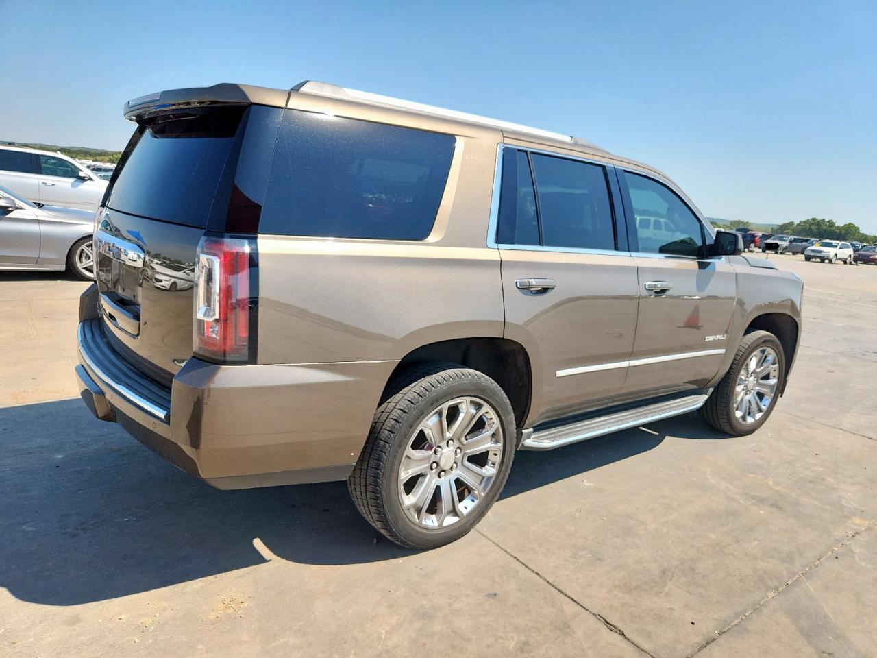 2016 GMC Yukon