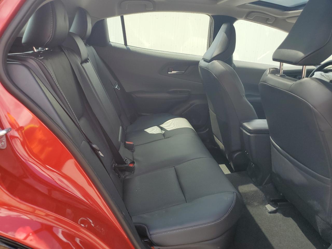 2024 TOYOTA PRIUS