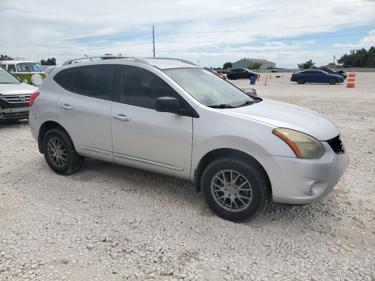 2014 NISSAN ROGUE