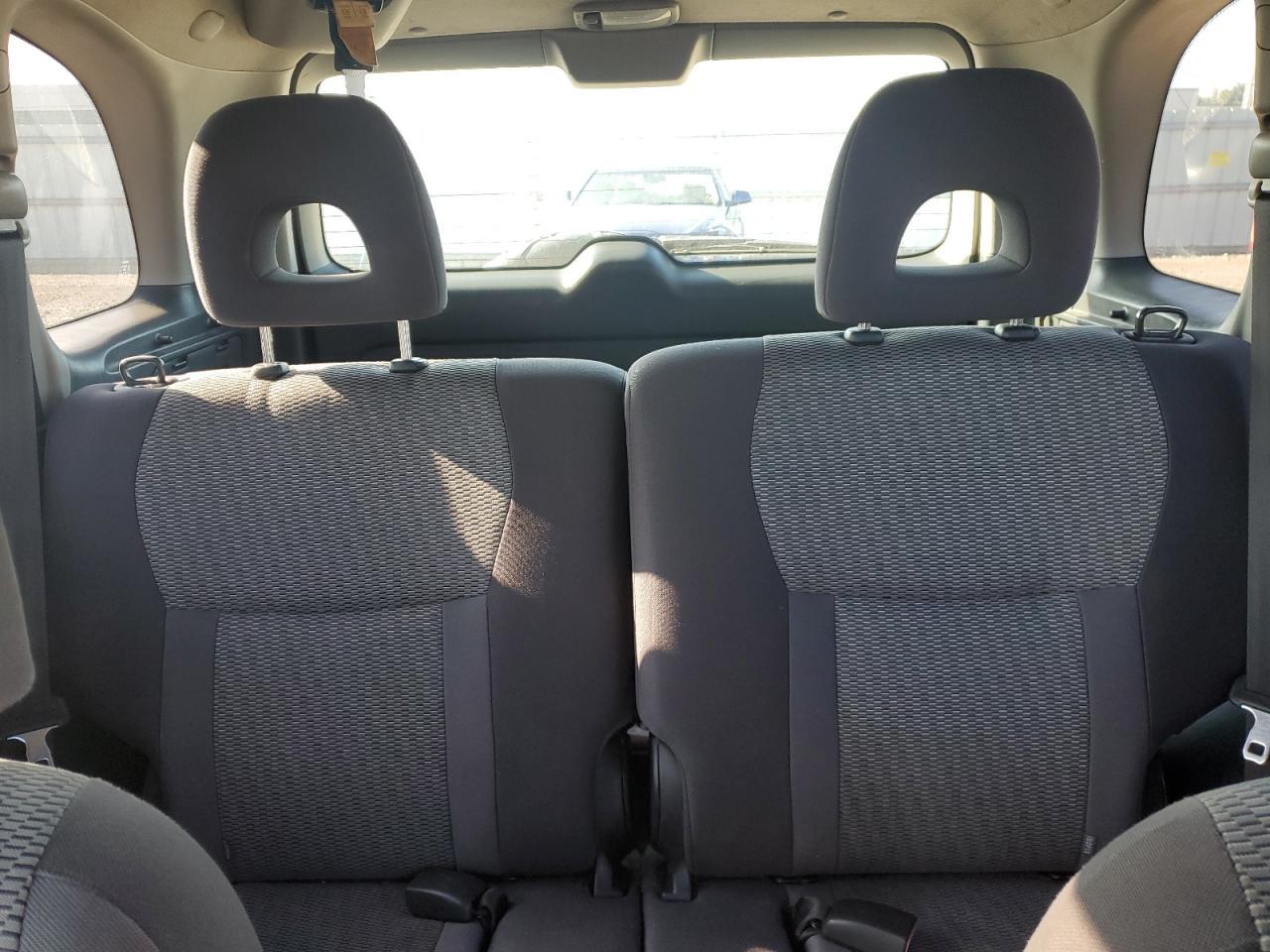 2004 TOYOTA RAV4