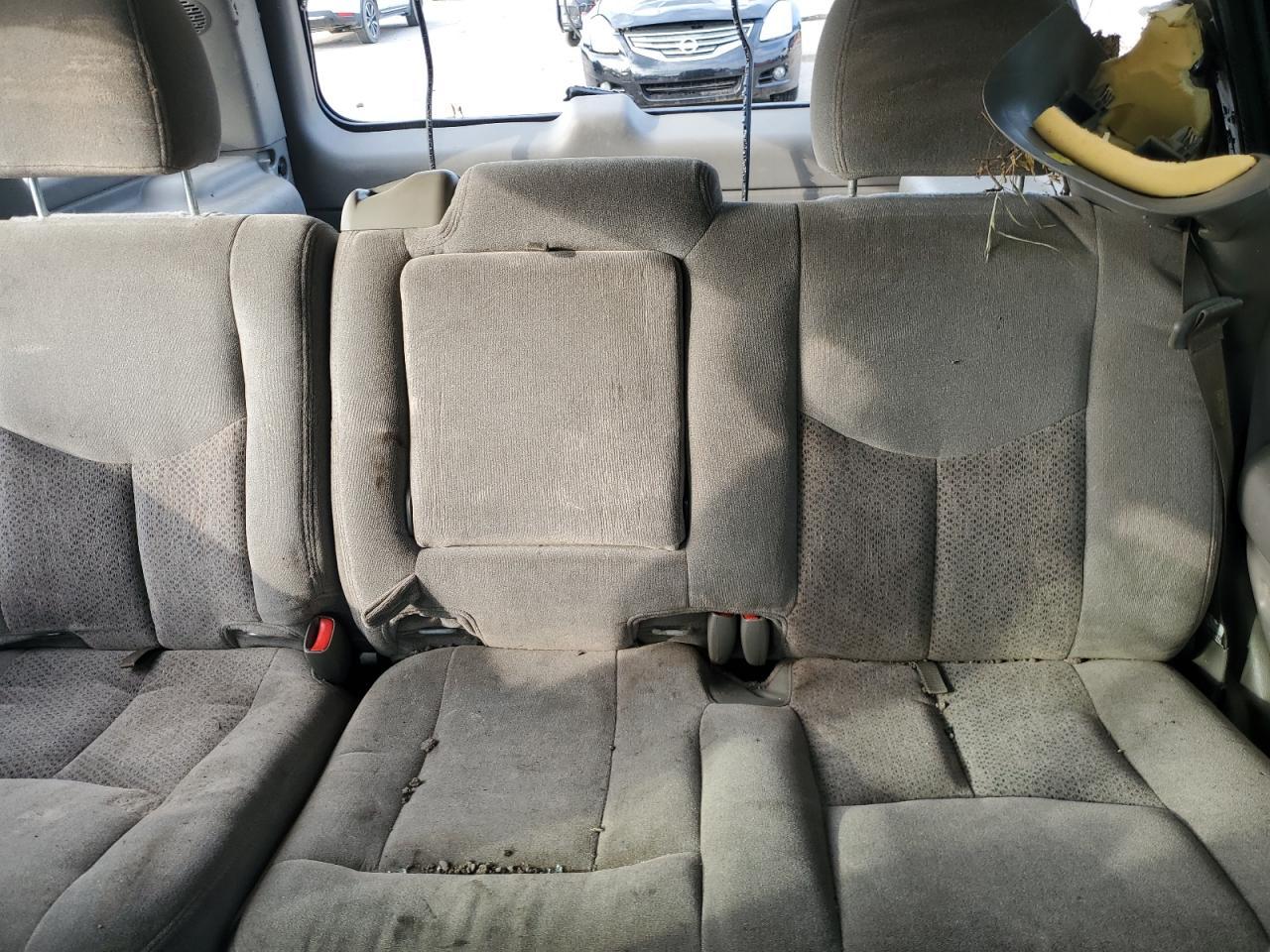 2004 CHEVROLET Tahoe