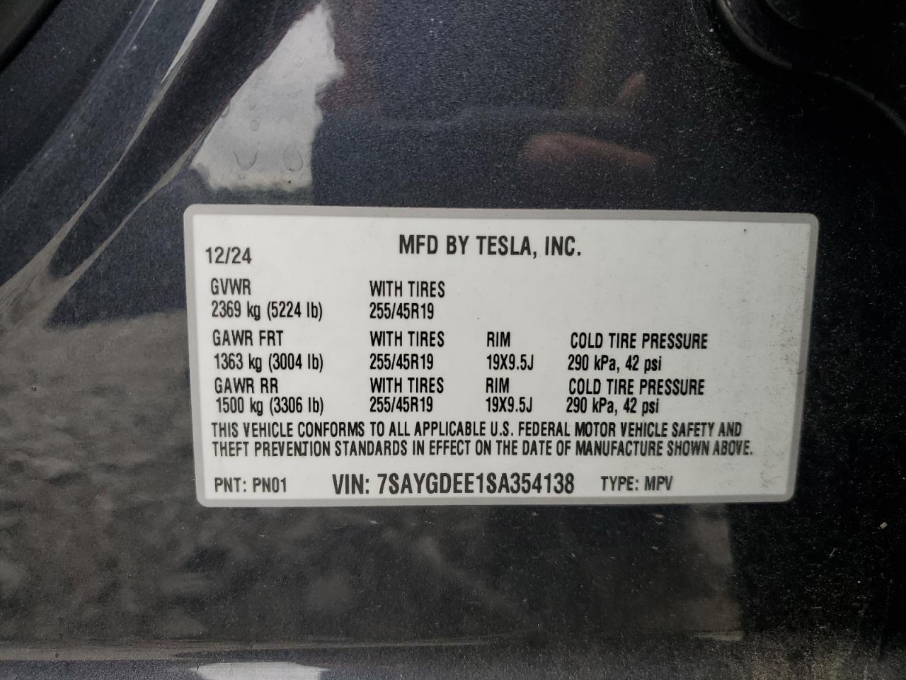 2025 TESLA MODEL Y