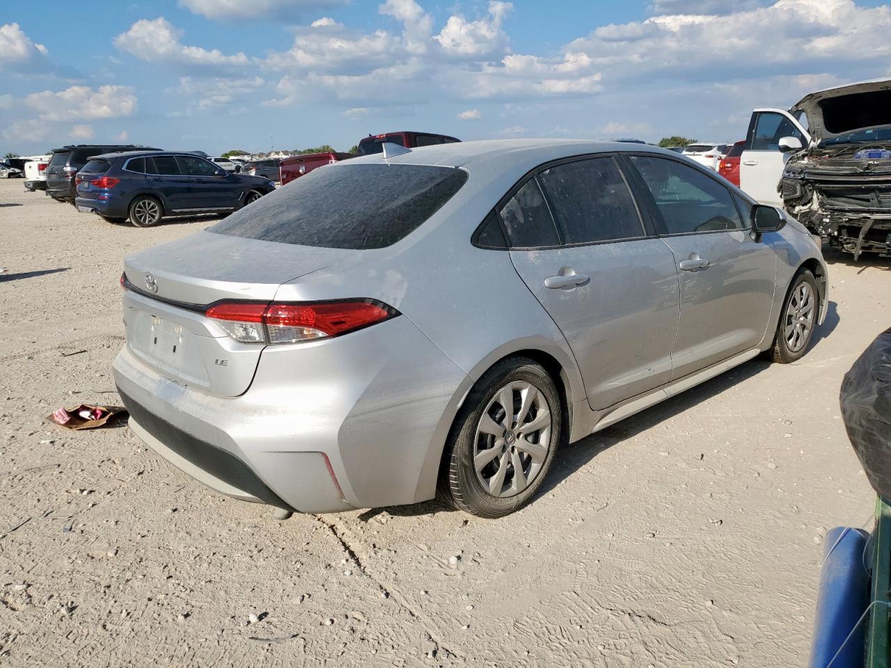 2022 TOYOTA COROLLA