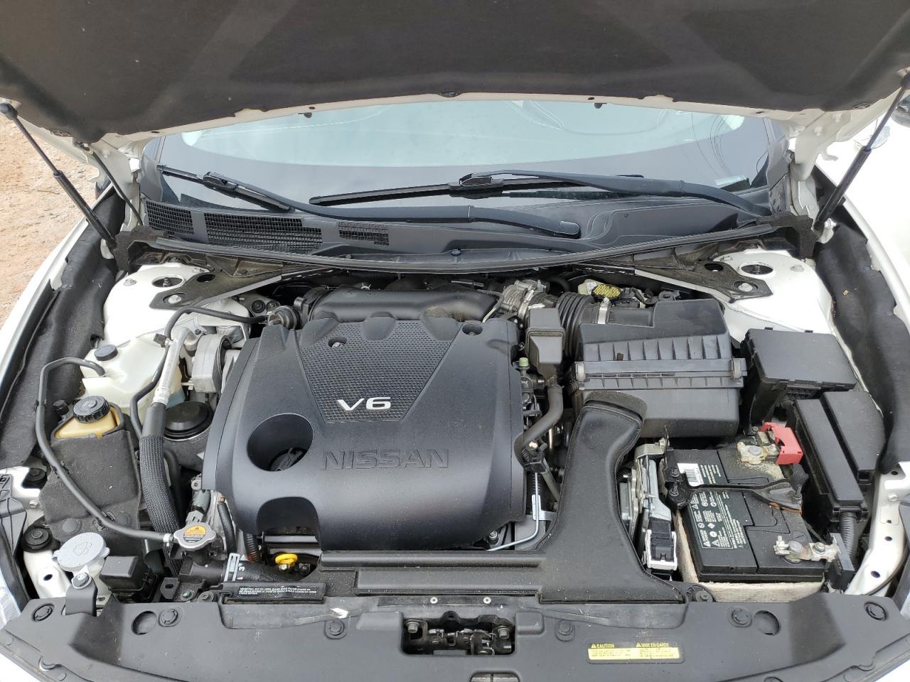 2017 NISSAN Maxima