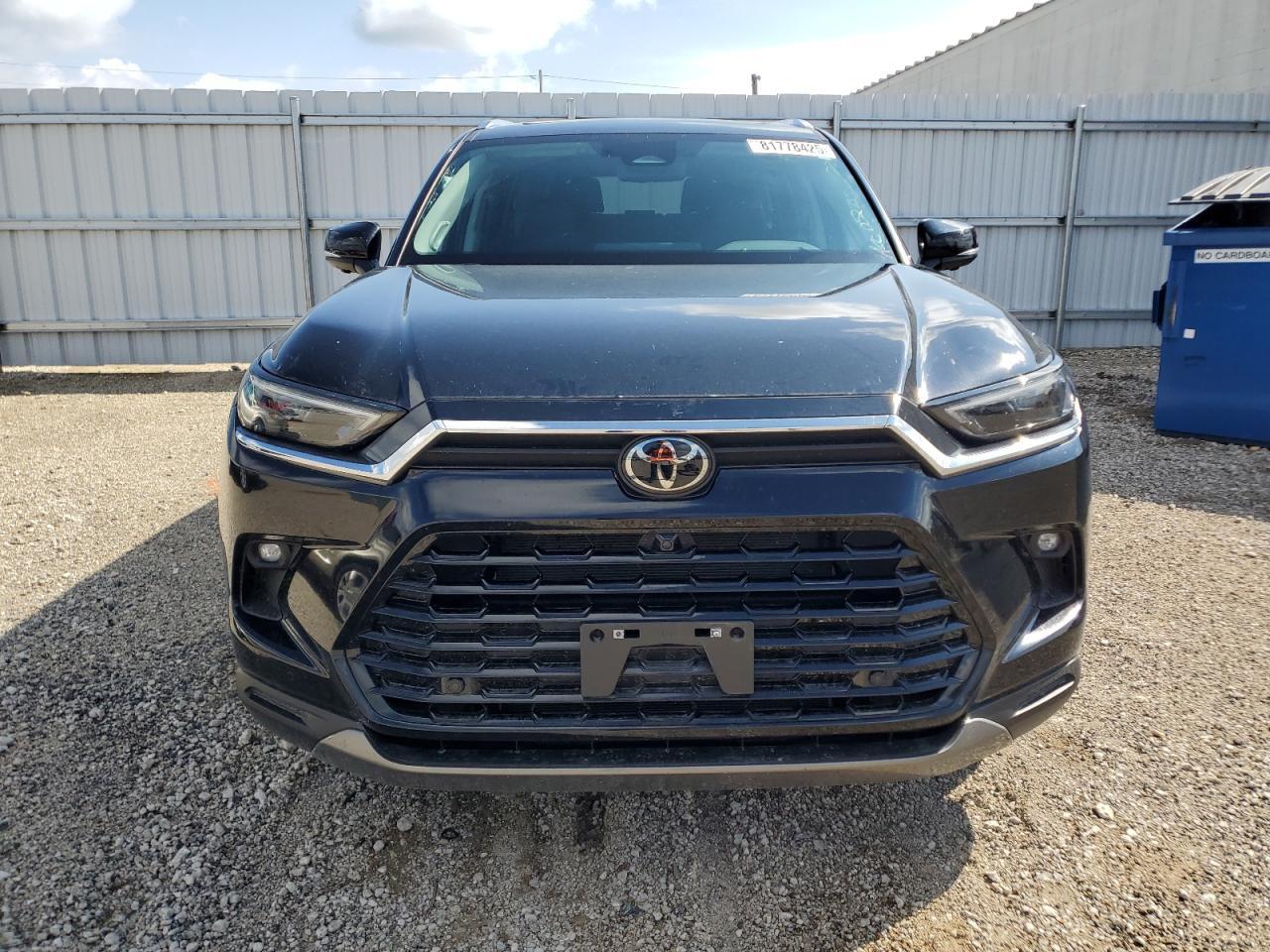 2024 TOYOTA HIGHLANDER