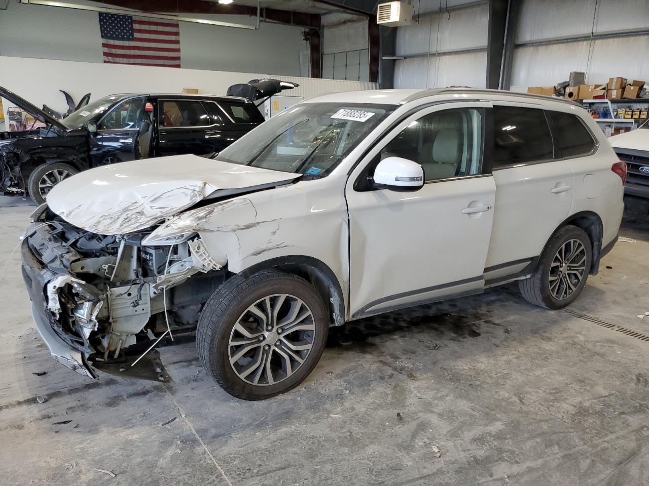2017 MITSUBISHI outlander