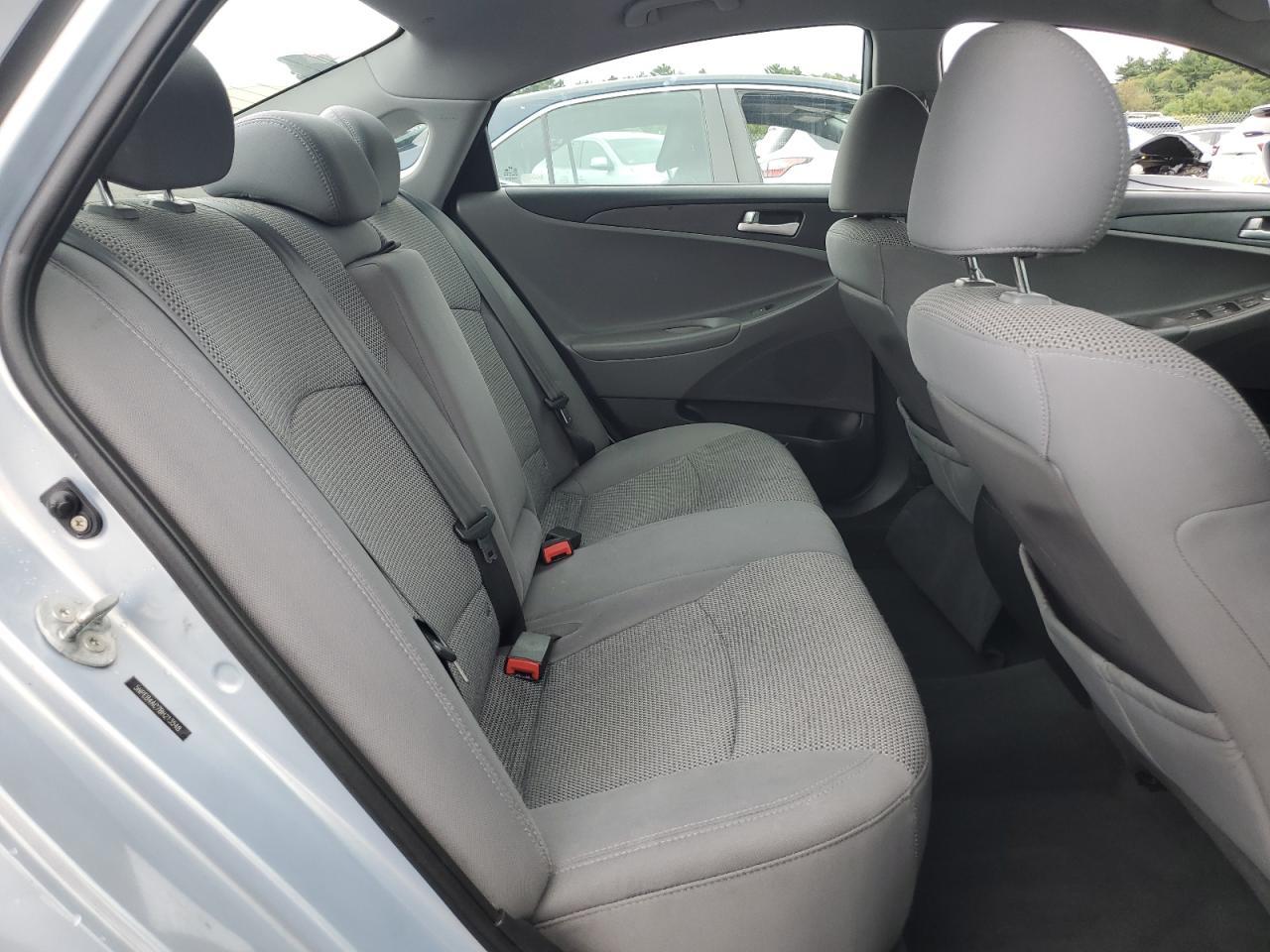 2011 HYUNDAI SONATA