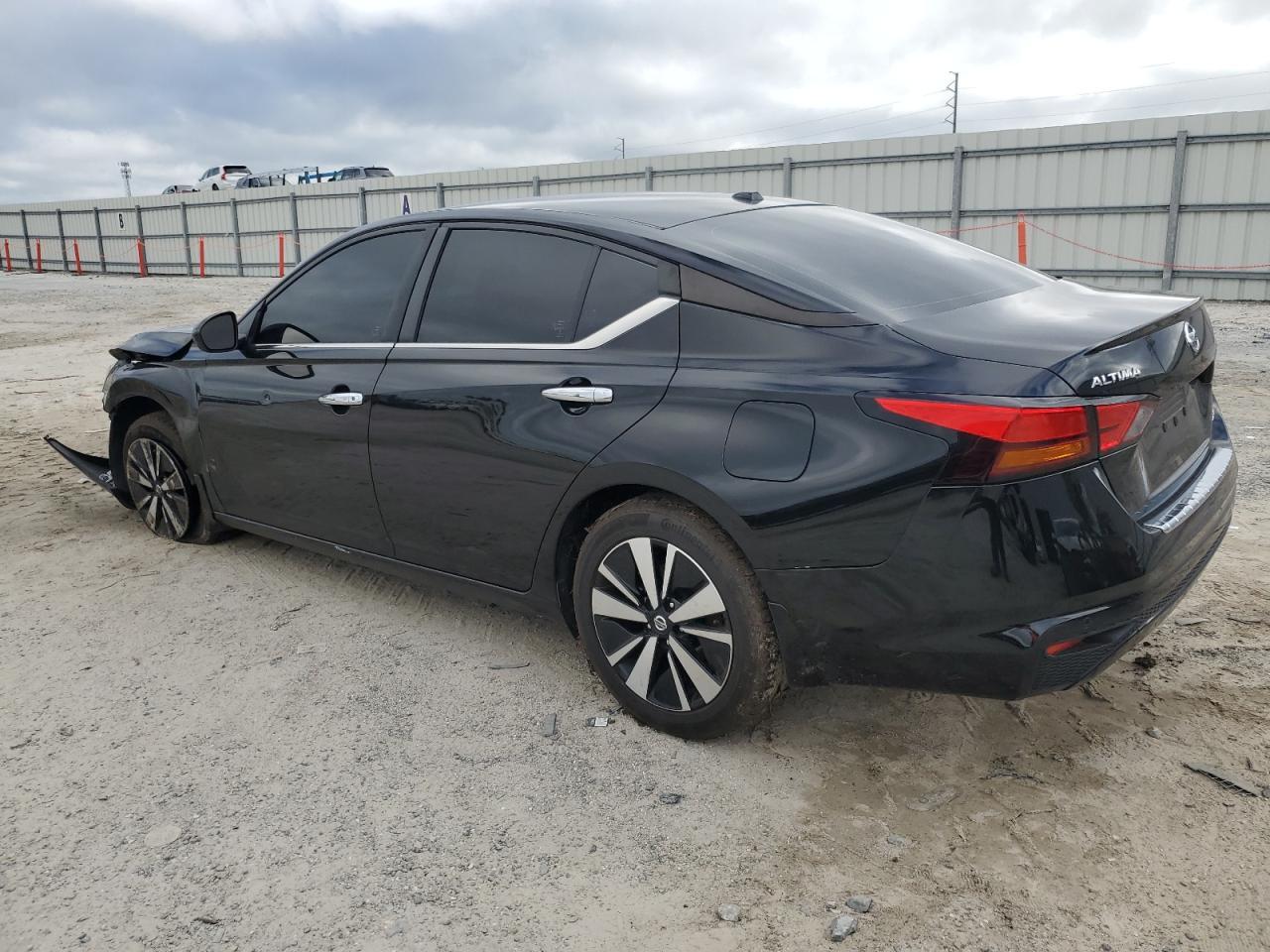 2021 NISSAN ALTIMA