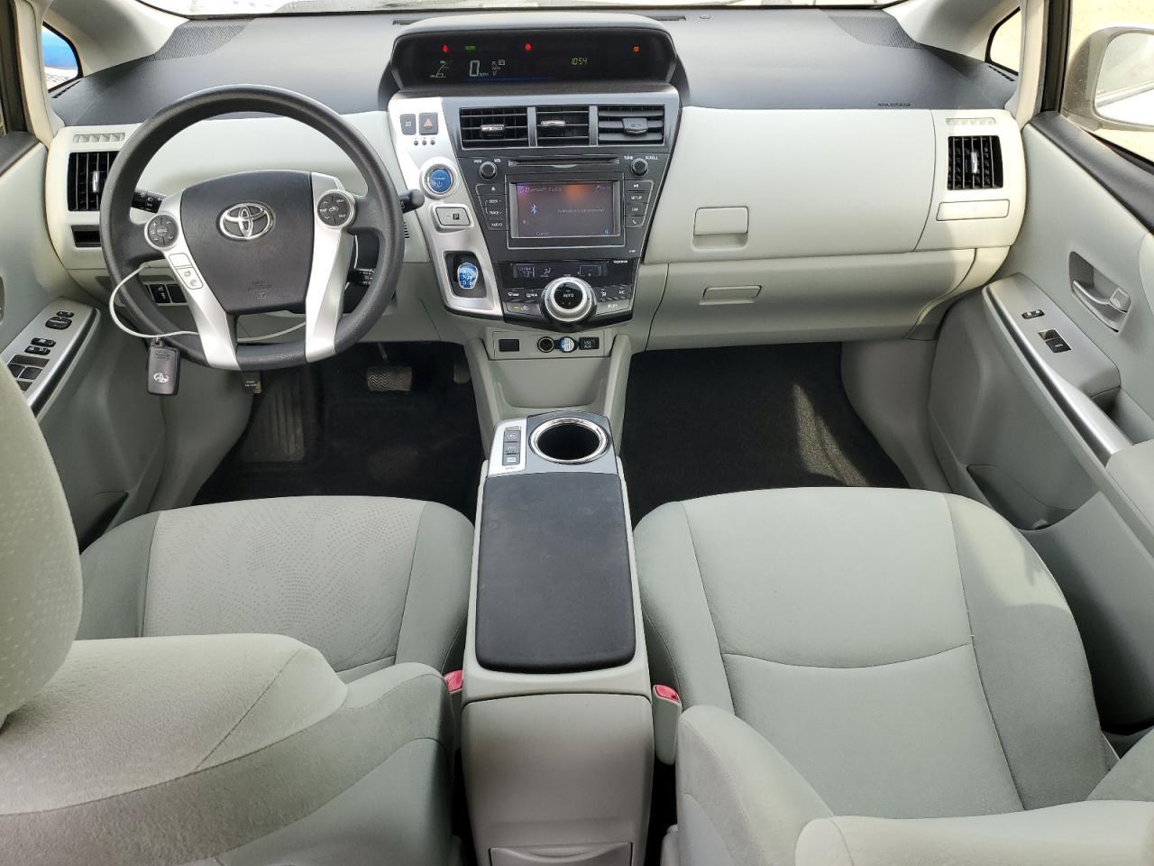 2012 TOYOTA PRIUS V