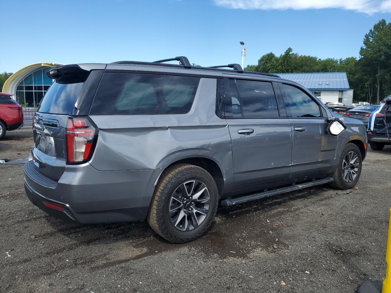 2021 CHEVROLET Suburban