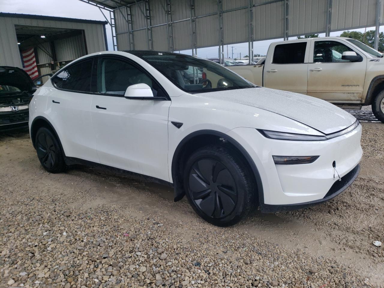 2026 TESLA MODEL Y