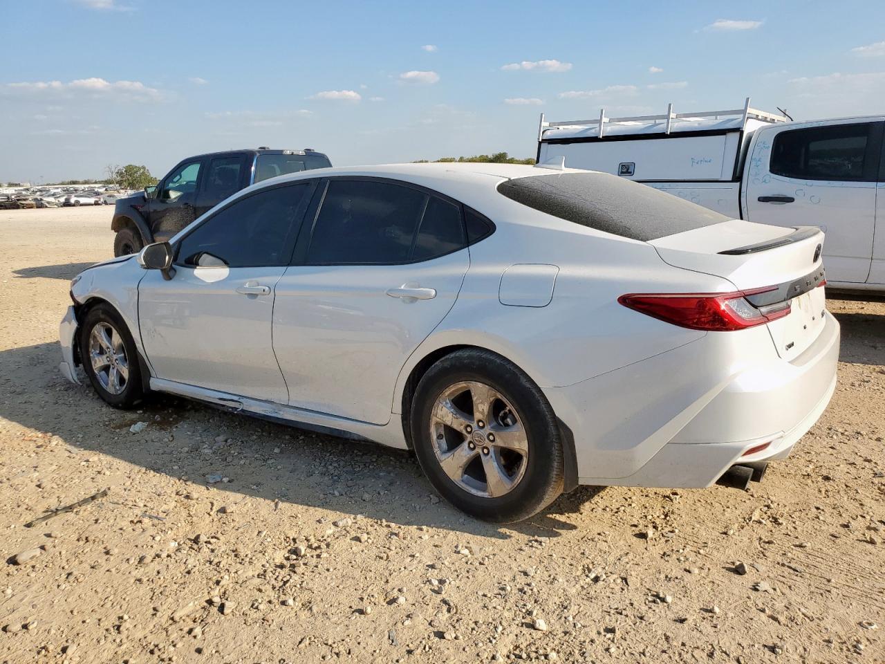 2025 TOYOTA CAMRY