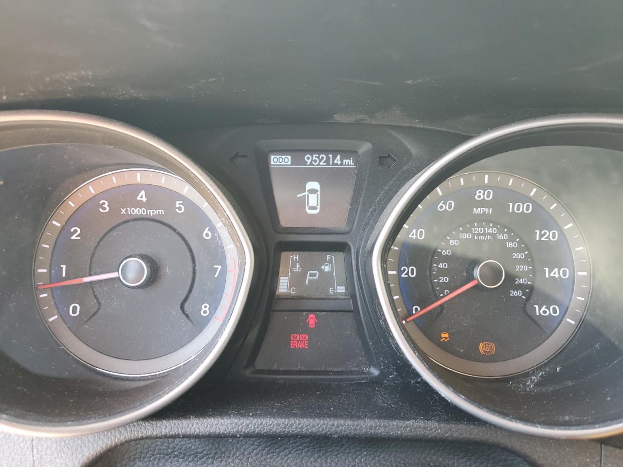 2016 HYUNDAI ELANTRA