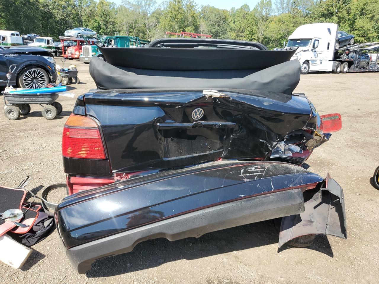 1997 VOLKSWAGEN Cabrio