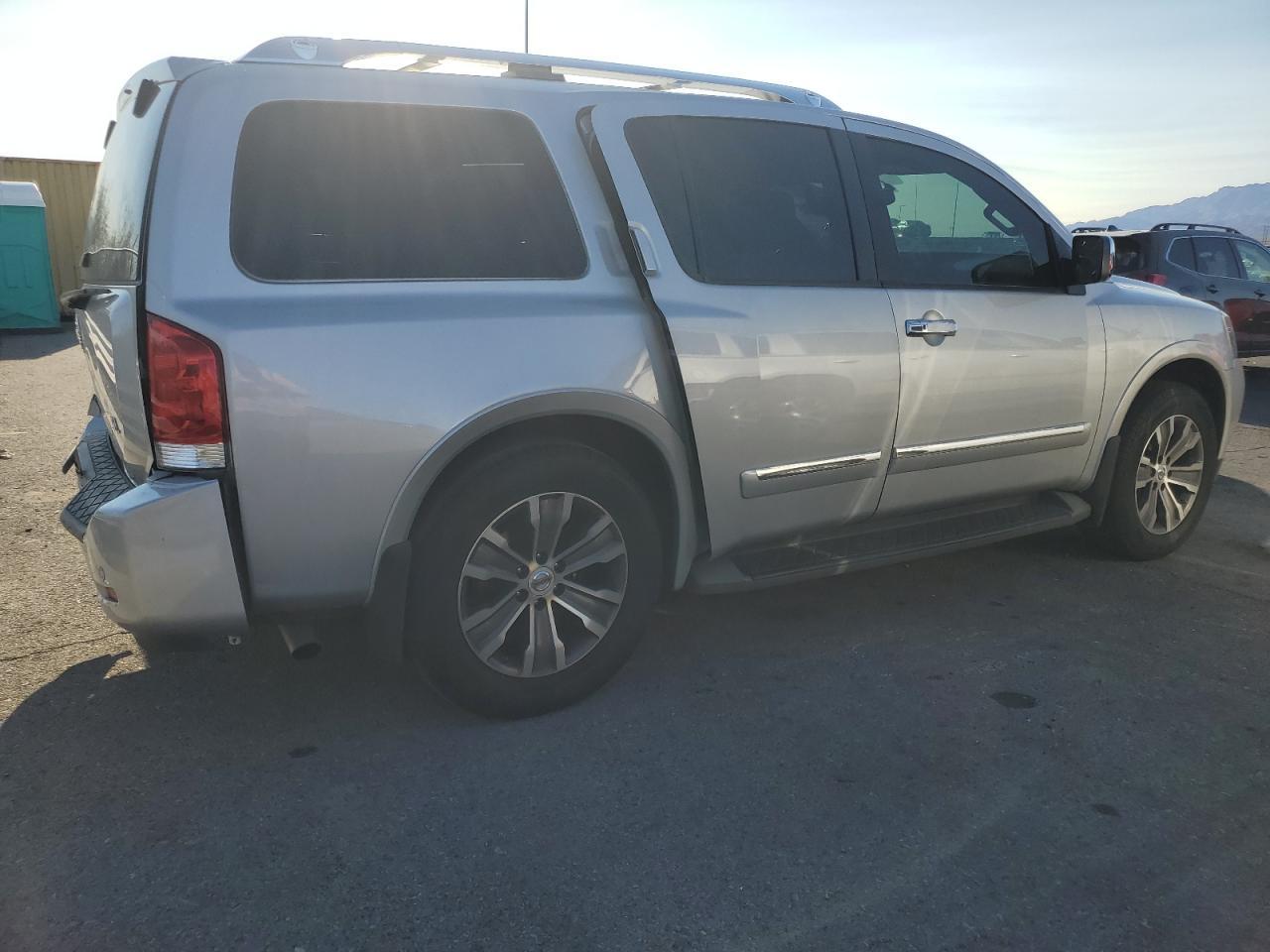 2015 NISSAN Armada
