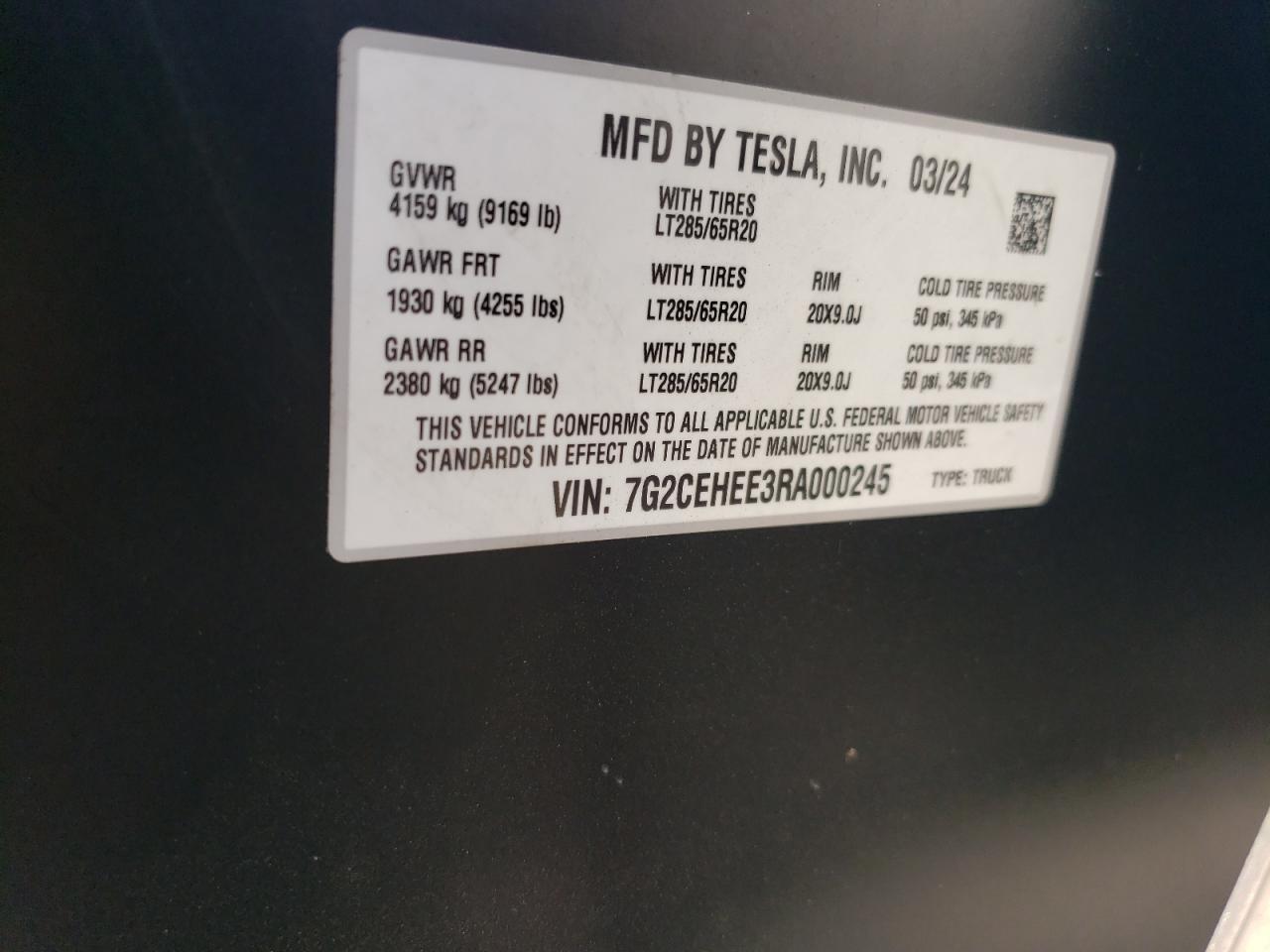 2024 TESLA Cybertruck