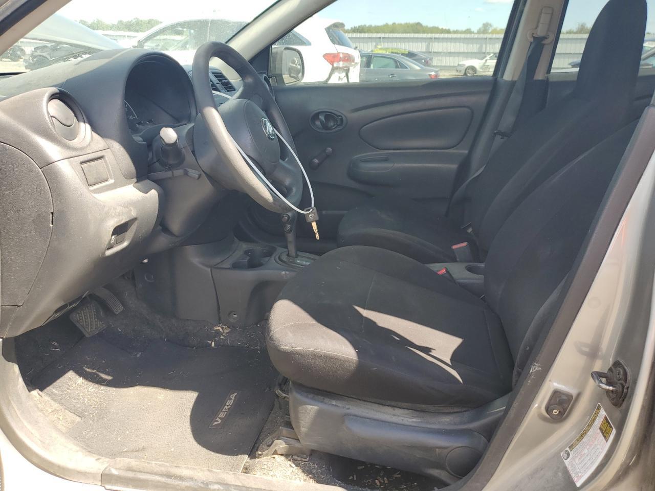 2012 NISSAN VERSA