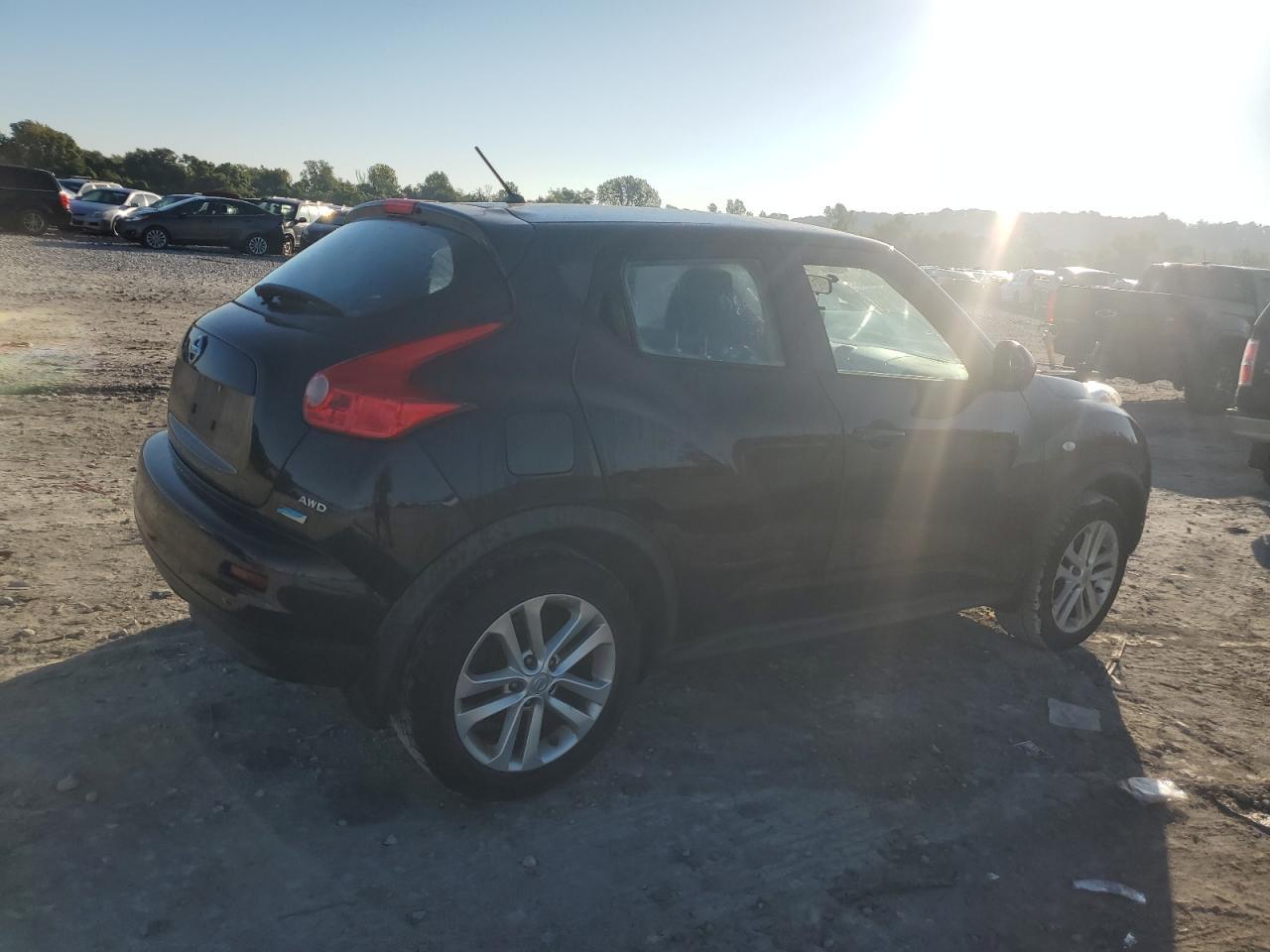2014 NISSAN Juke