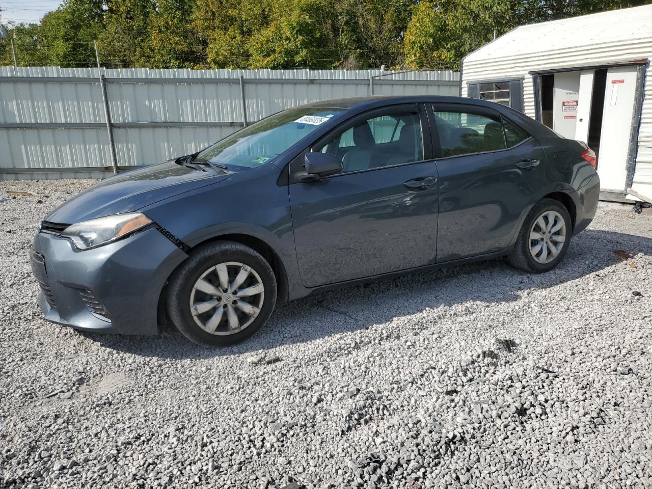 2016 TOYOTA COROLLA