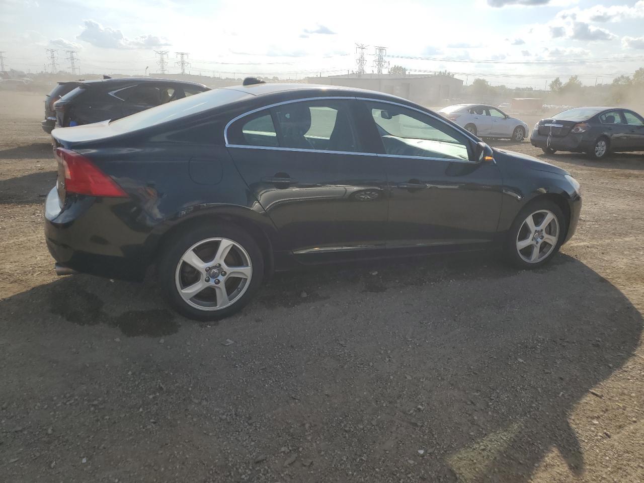 2013 VOLVO S60