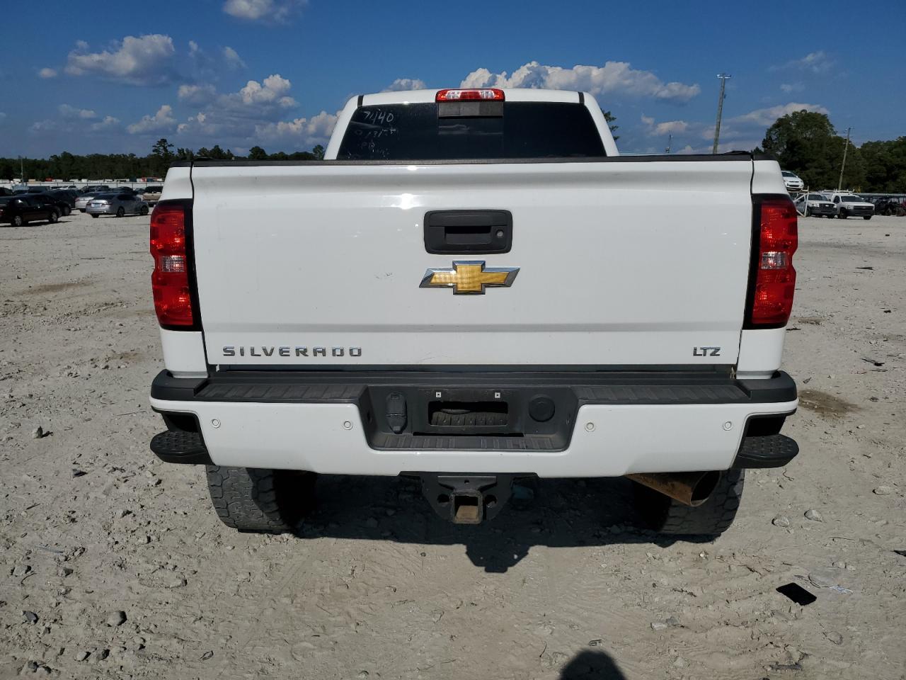 2018 CHEVROLET Silverado