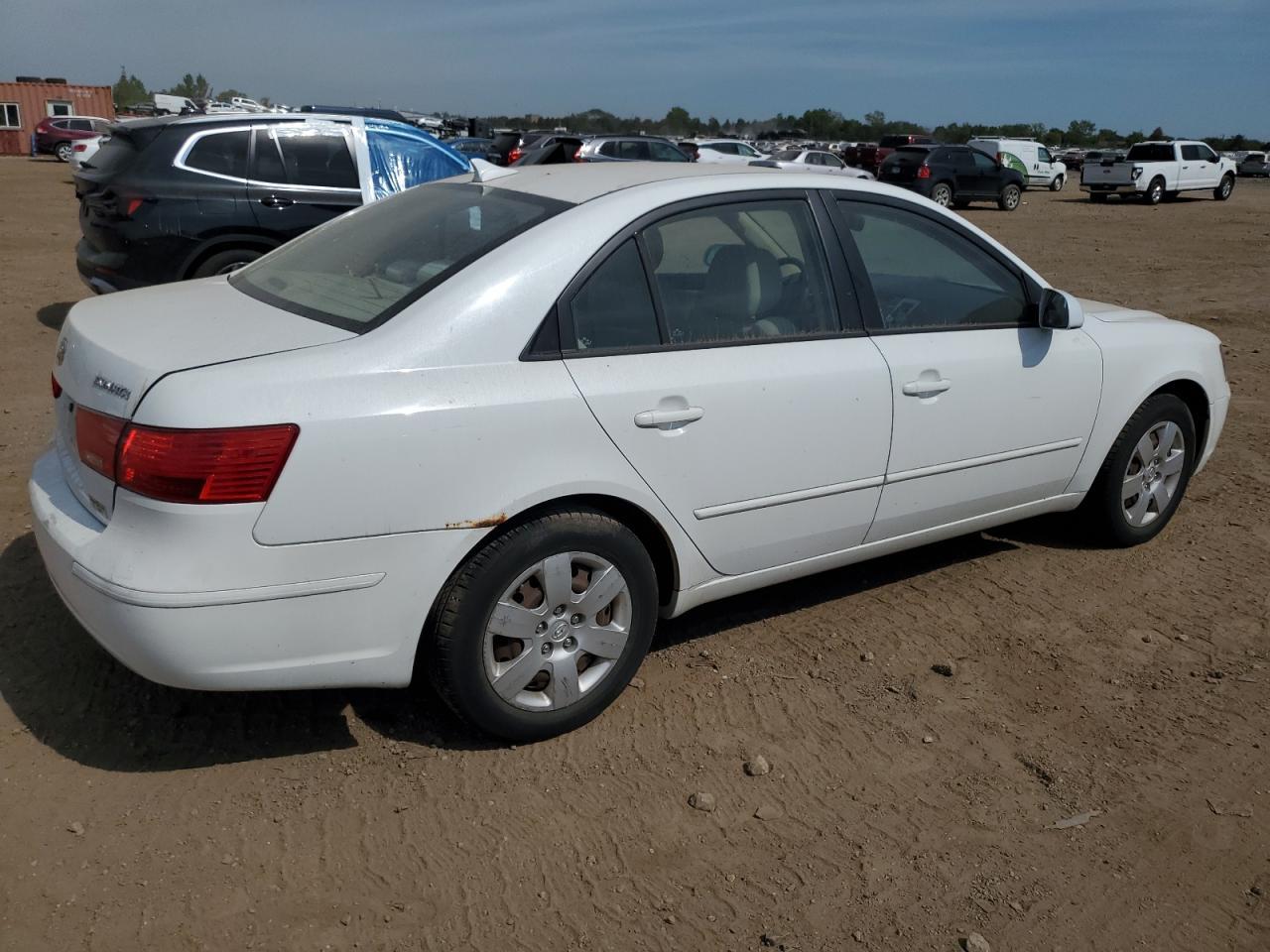 2010 HYUNDAI SONATA