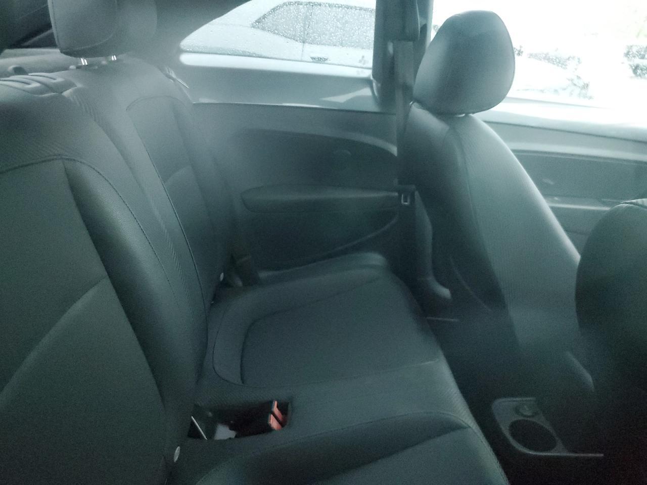 2018 VOLKSWAGEN Beetle