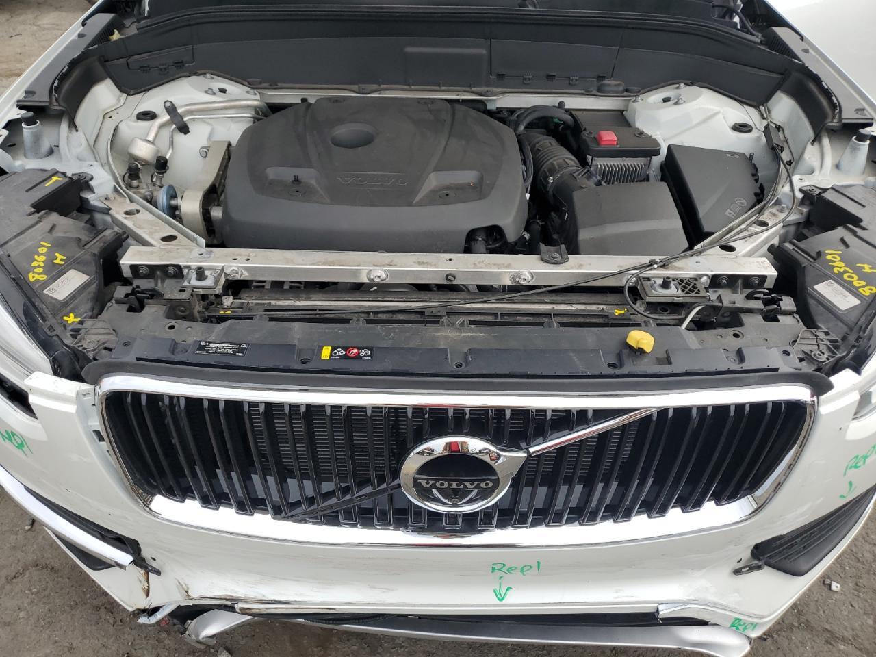 2019 VOLVO XC90