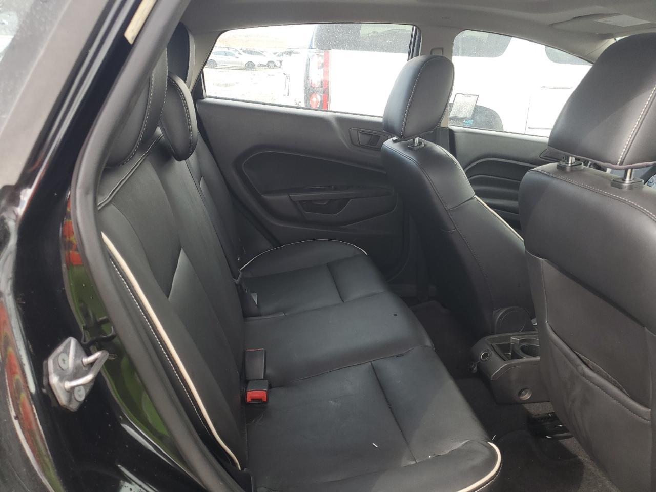 2011 FORD Fiesta