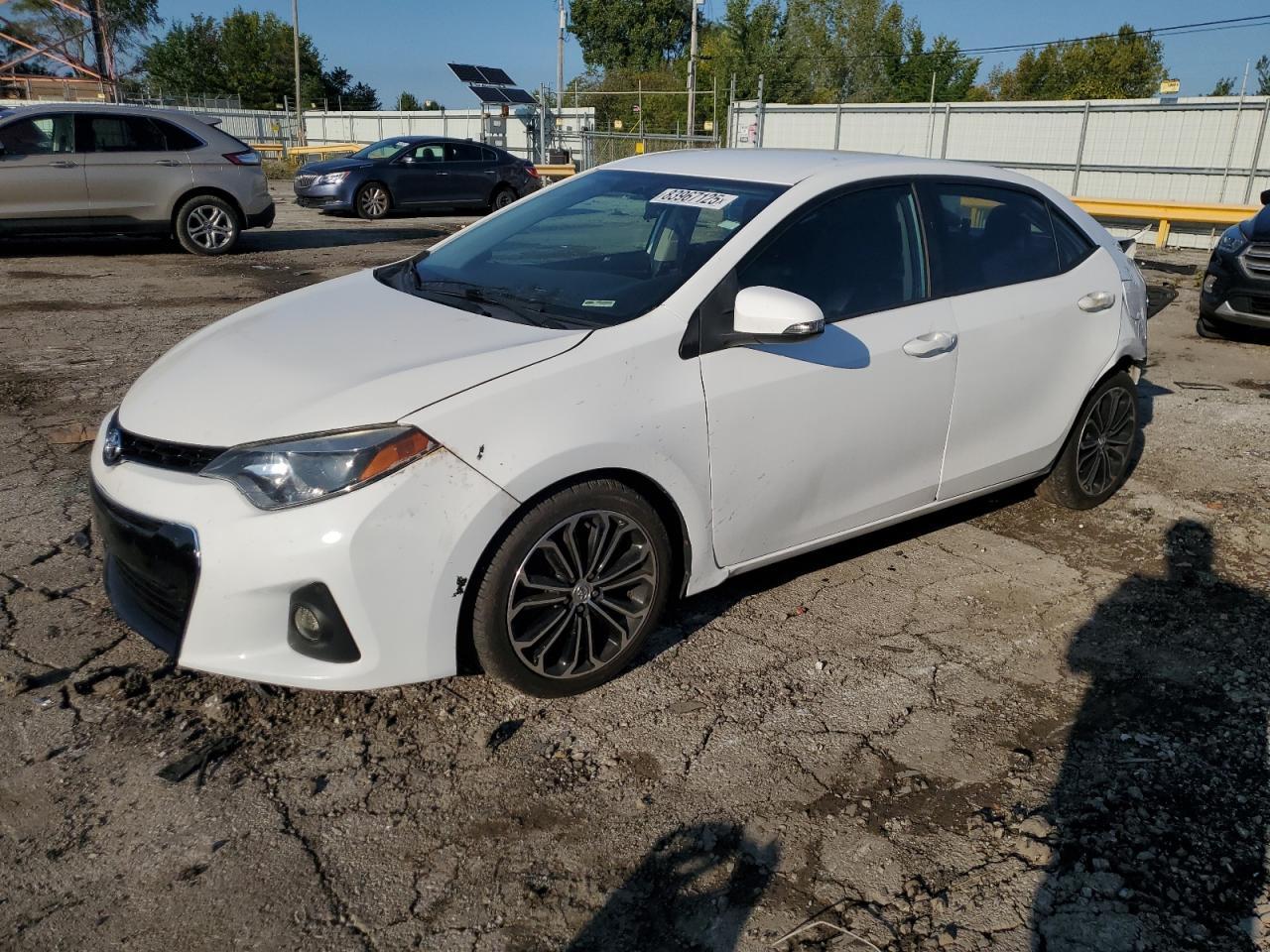 2015 TOYOTA COROLLA