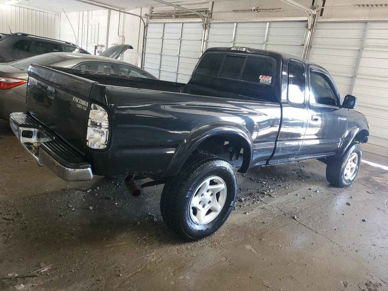 2002 TOYOTA TACOMA