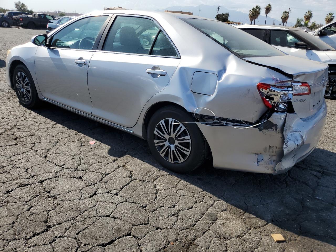 2014 TOYOTA CAMRY