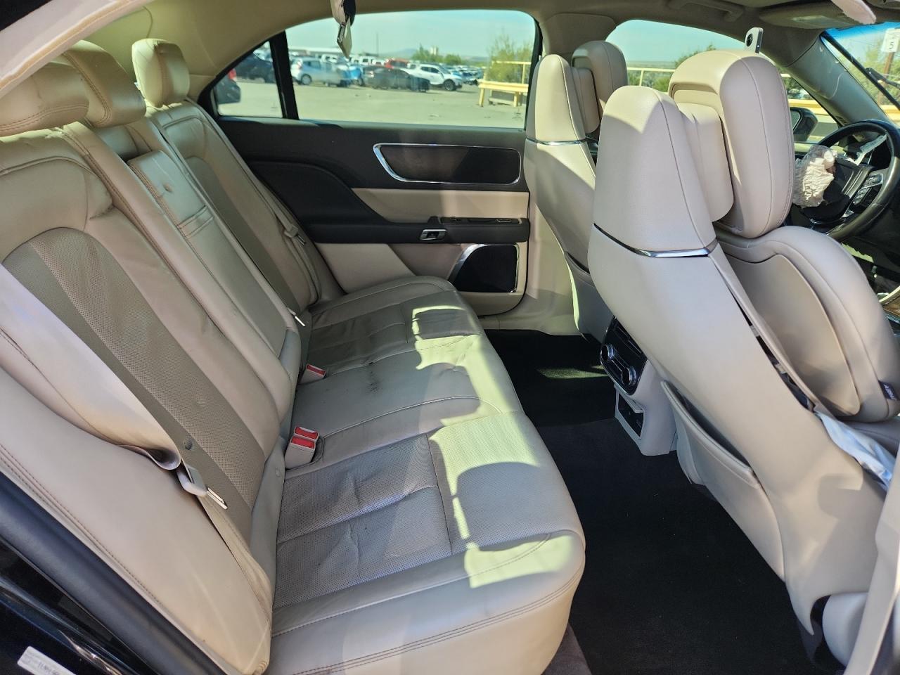 2017 LINCOLN Continental