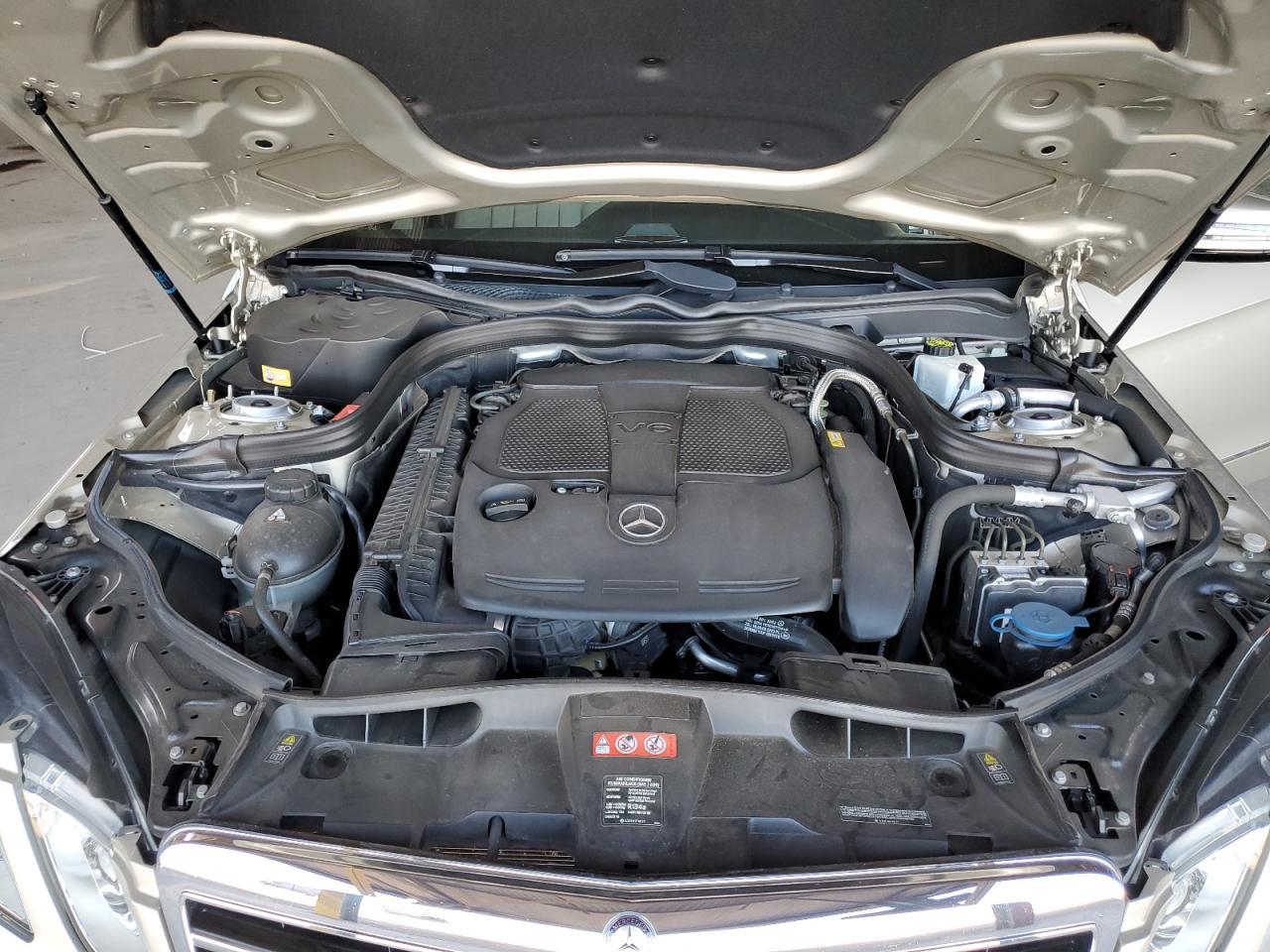 2013 MERCEDES-BENZ E-Class