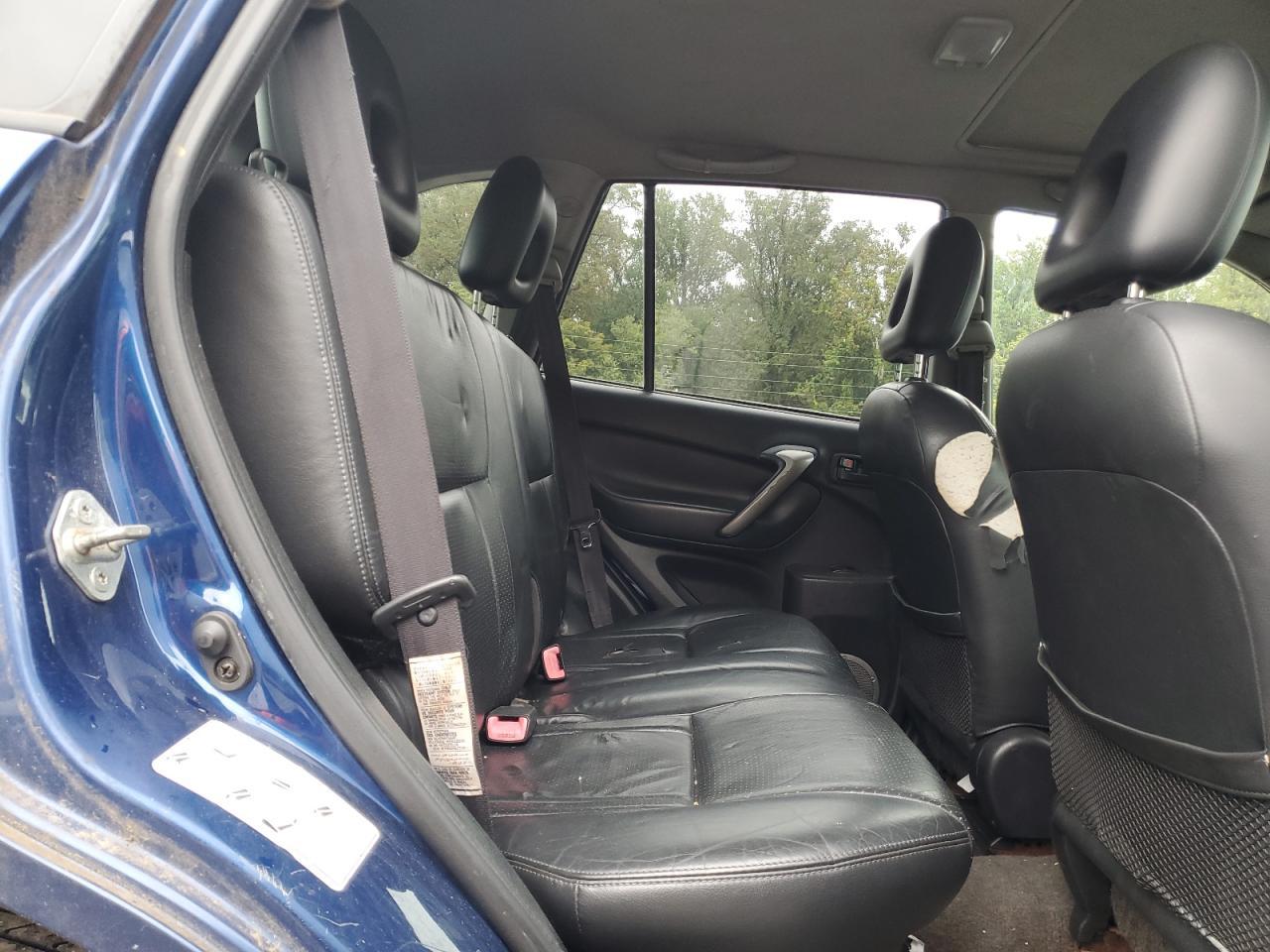2004 TOYOTA RAV4