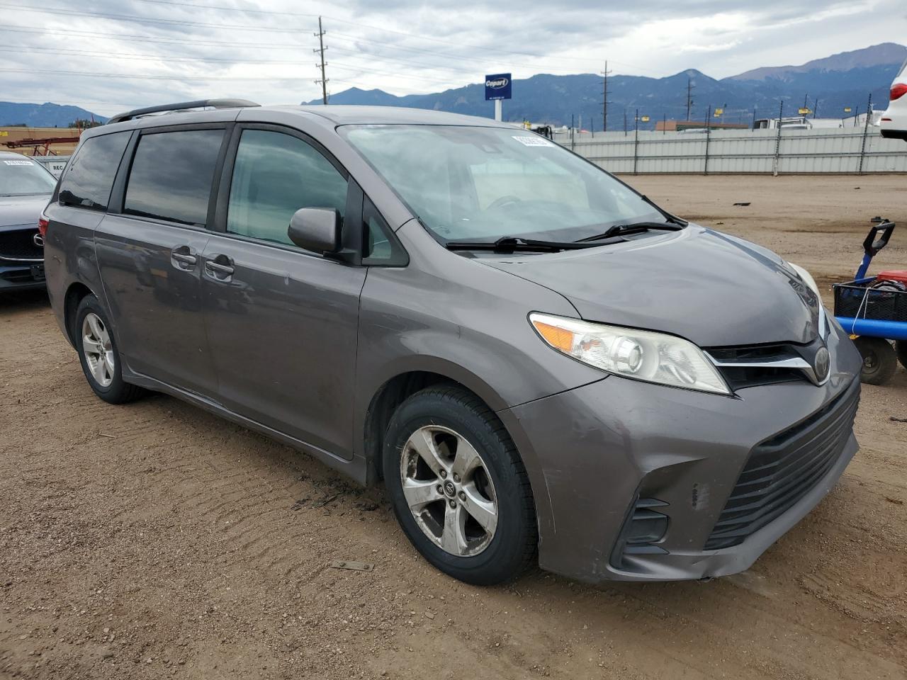 2019 TOYOTA SIENNA