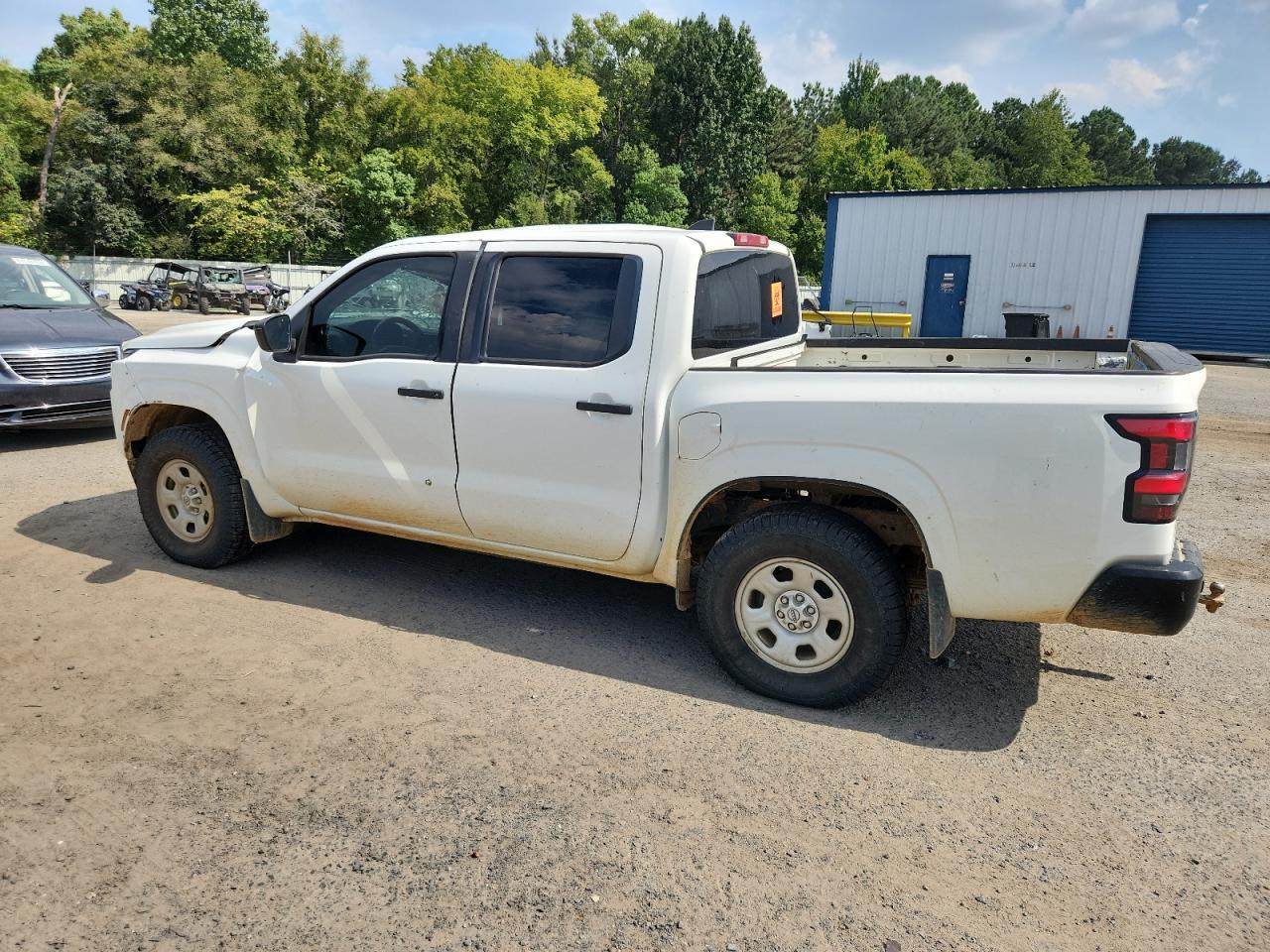 2022 NISSAN Frontier