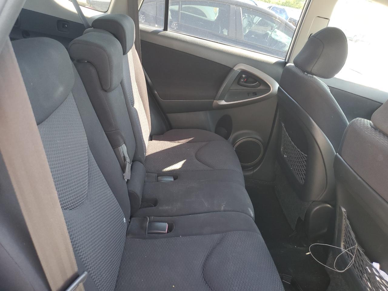 2006 TOYOTA RAV4