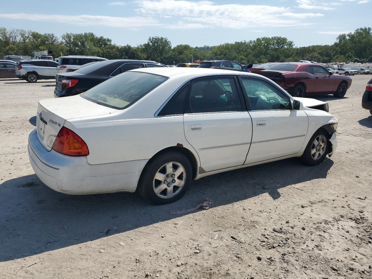 2000 TOYOTA Avalon