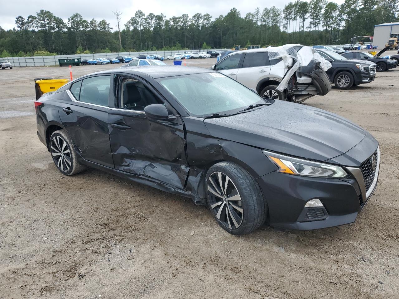 2021 NISSAN ALTIMA