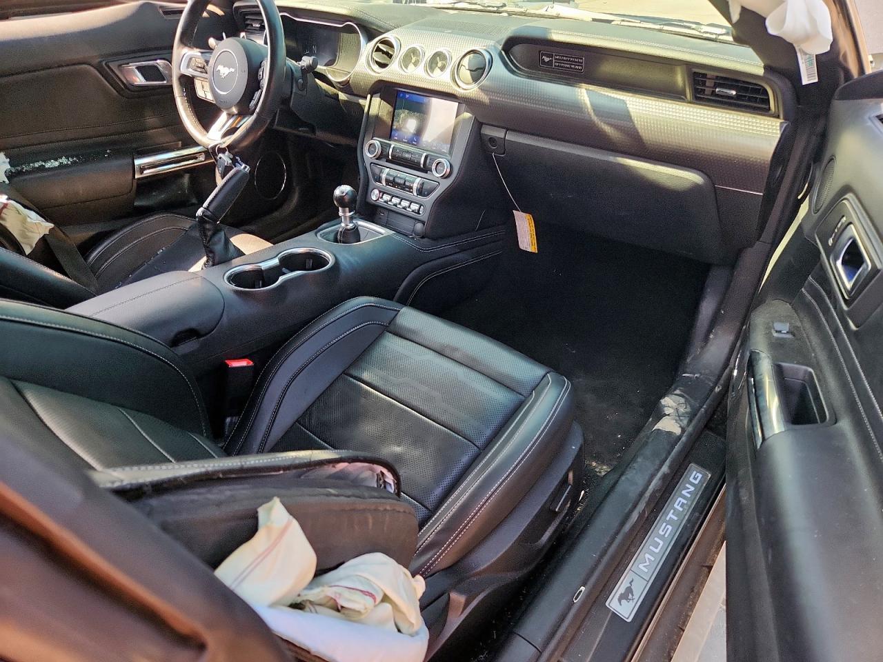 2020 FORD MUSTANG