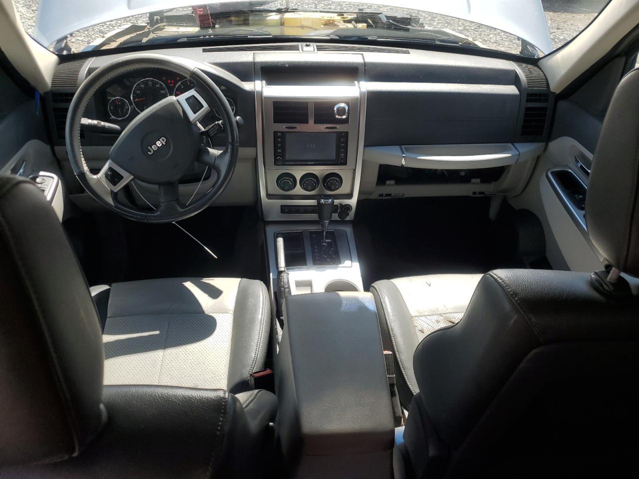 2008 JEEP Liberty