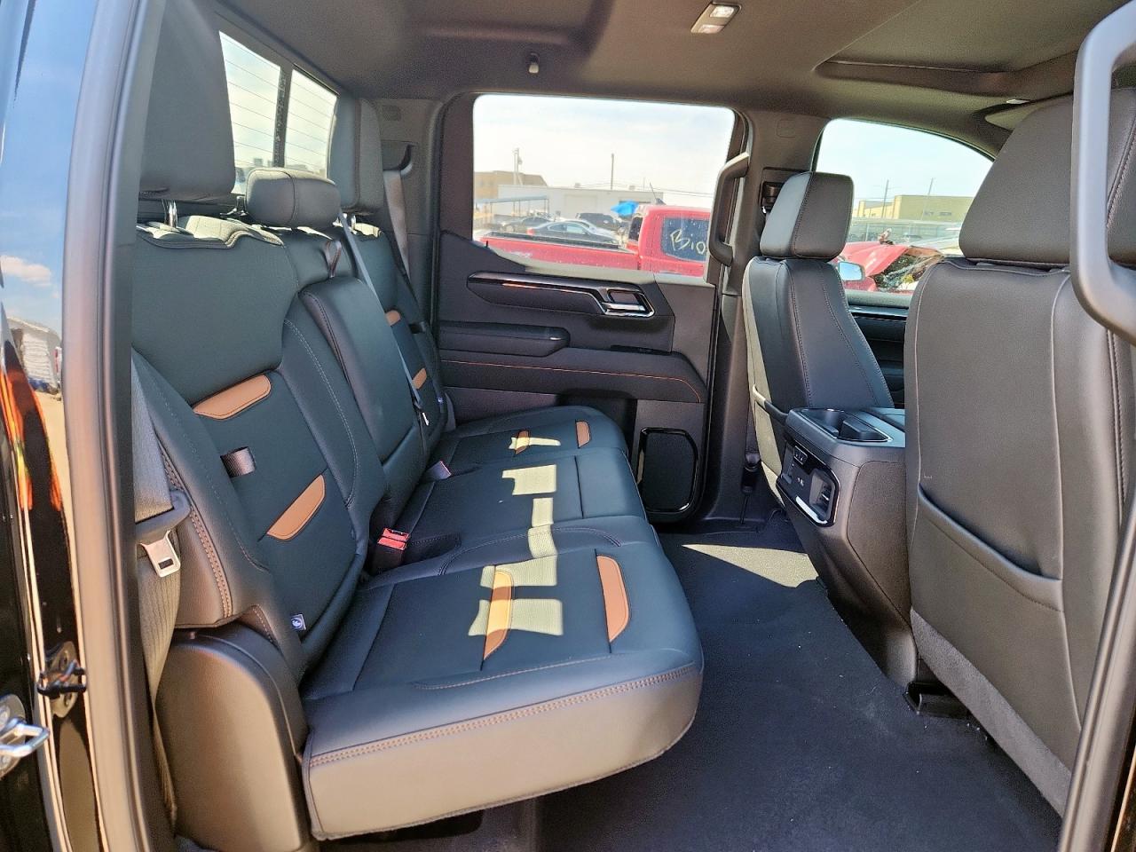 2025 GMC Sierra