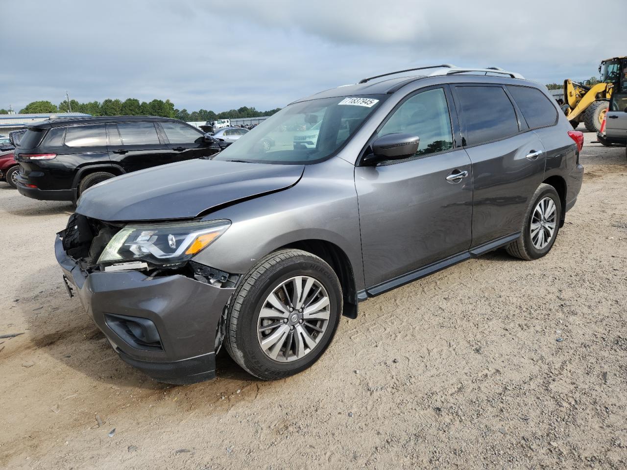 2017 NISSAN PATHFINDER